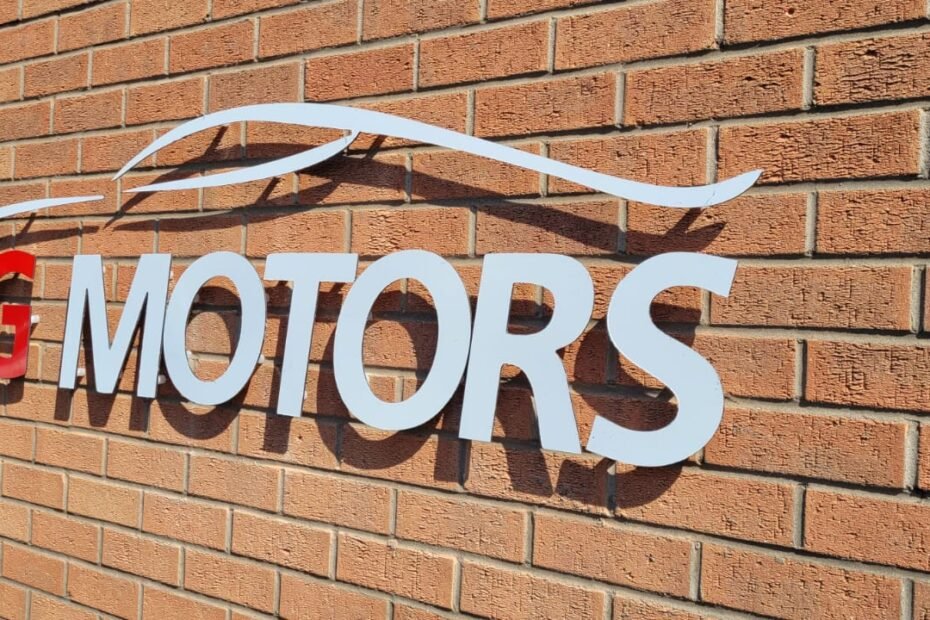 RG Motors Outdoor Sign 2